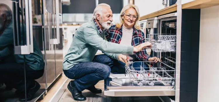 older-couple-dishwasher-shopping
